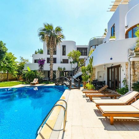 Apartamento Duplex House With Shared Pool Near Beach In Kalkan Exterior foto