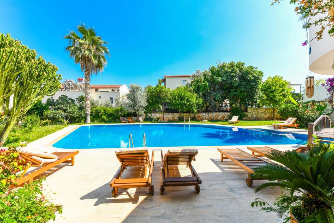 Apartamento Duplex House With Shared Pool Near Beach In Kalkan Exterior foto